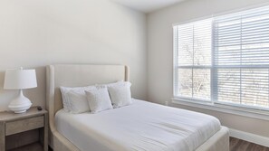 3 Schlafzimmer, Schreibtisch, Bügeleisen/Bügelbrett, WLAN