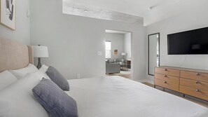 1 bedroom, desk, iron/ironing board, WiFi