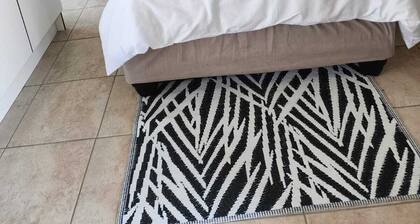 Room-khutsong Apartmentss