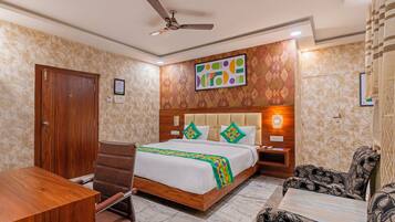 Quarto premium | Individualmente mobiliados, escrivaninha, cortinas blackout