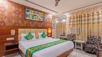 Quarto premium | Individualmente mobiliados, escrivaninha, cortinas blackout