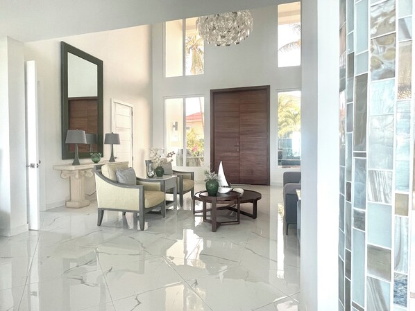Interior - Luxury 6-bedroom villa in amazing view 6 min walking to the beach. (Providenciales)