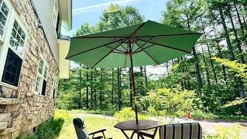 Comfort Twin Room, Garden View | Terrace/patio