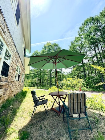 Comfort Twin Room, Garden View | Terrace/patio