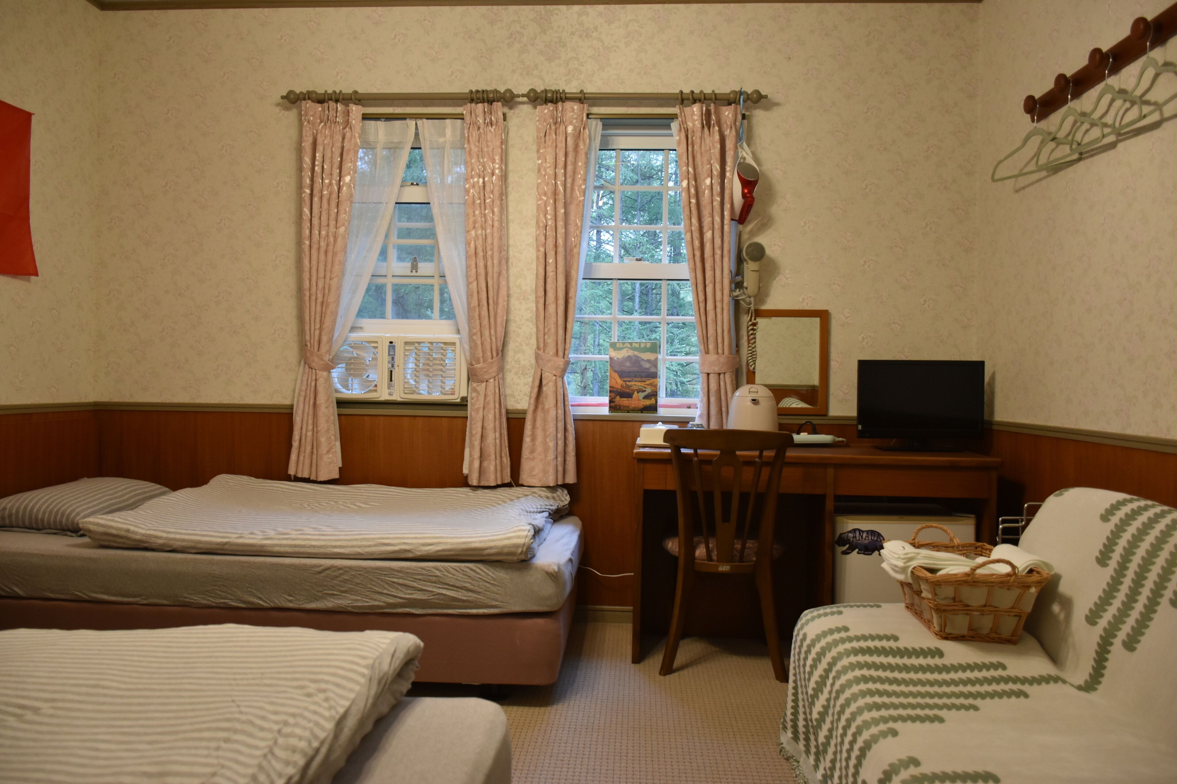 Comfort Twin Room, Garden View | WiFi (free), bed sheets