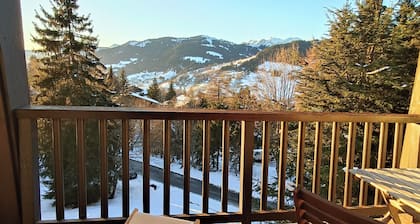 New apartment in Megève - Mont d'Arbois (cable car 3 min walk) with view