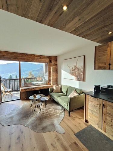 New apartment in Megève - Mont d'Arbois (cable car 3 min walk) with view