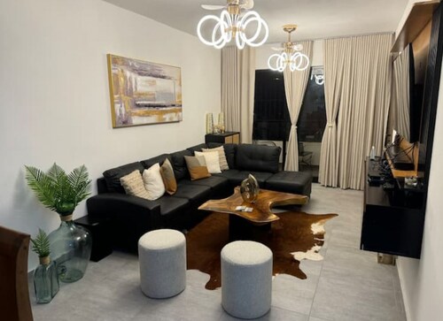Charming Santiago Haven • A Serene Space in the City • 10 mins from STI Airport