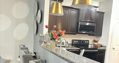Spacious 5-bedroom house in lovely North Charleston!! 20mins to Downtown