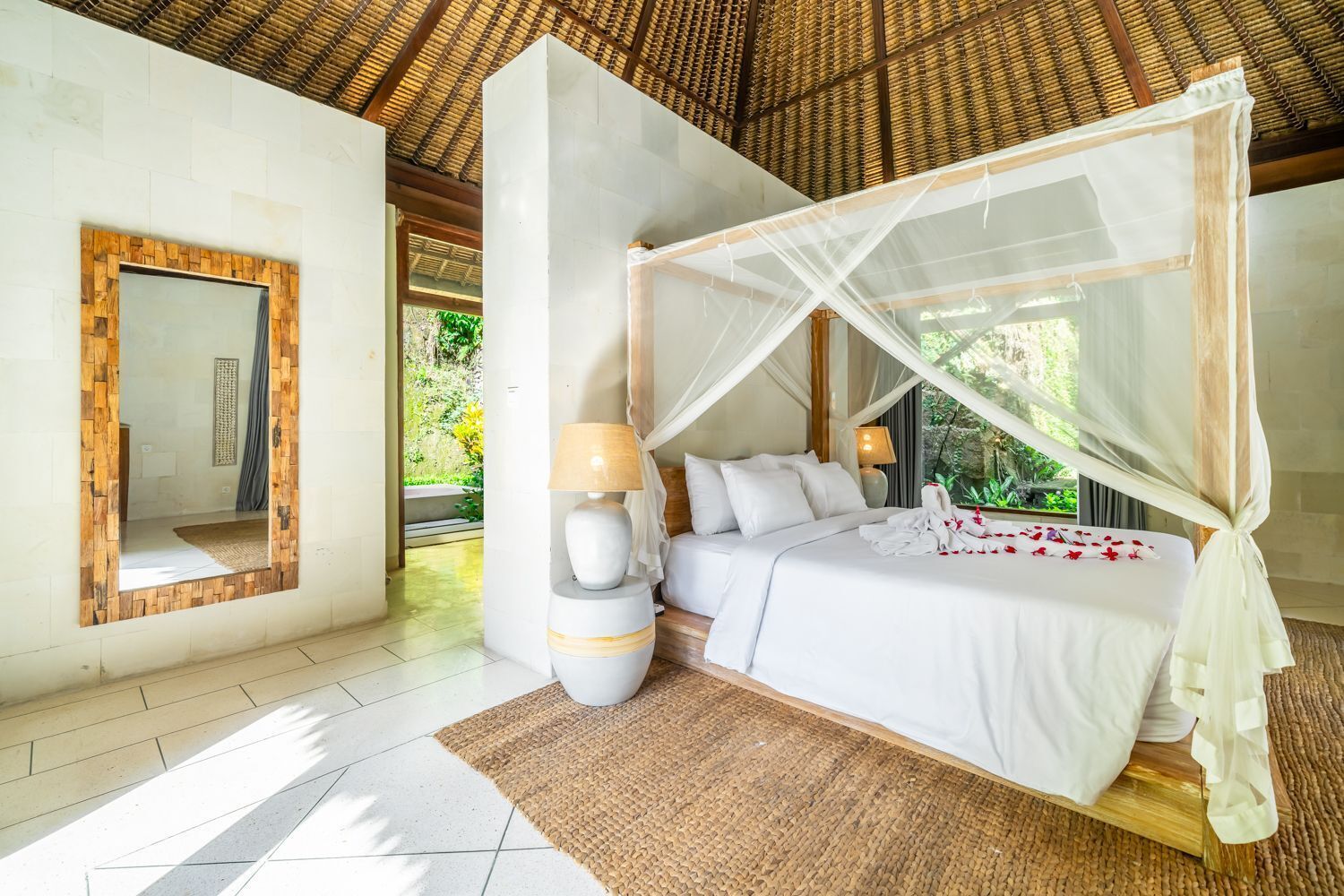 5 soveværelser, strygejern/strygebræt, internetforbindelse, sengetøj