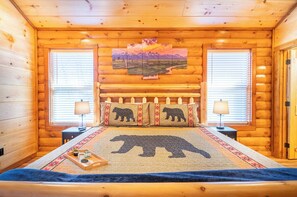 3 bedrooms, desk, free WiFi, bed sheets