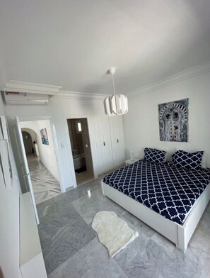 2 habitaciones, tabla de planchar con plancha y wifi gratis 