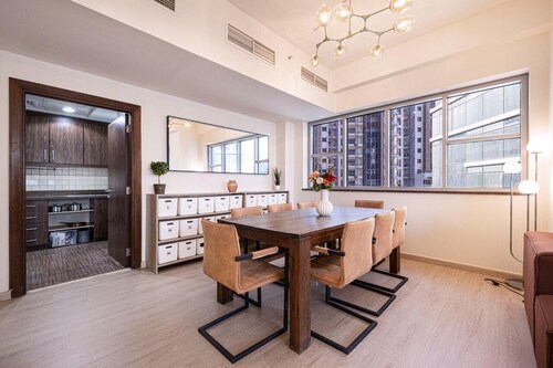 Business Bay central Host