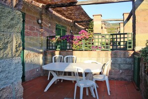 Outdoor dining - Holiday Residence St. Anna, Rio Nell"elba (Rio)