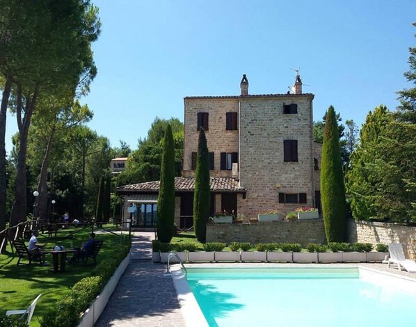 디럭스 아파트, 침실 3개 | 수영장 | 야외 수영장