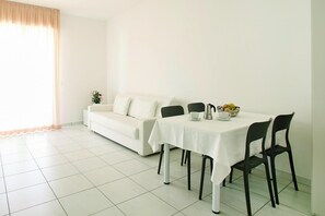 Classic Apartment, 1 Bedroom | Living room - Apartment in Pietra Ligure (Pietra Ligure)
