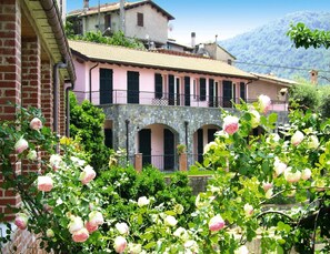 Elite Apartment, 2 Bedrooms | Exterior - Apartment in Castellaro With Terrace (Casanova Lerrone)