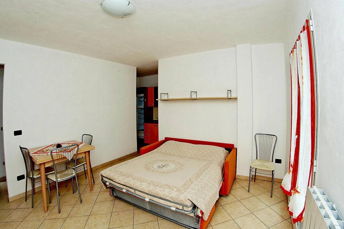 Elite Apartment, 2 Bedrooms | 3 bedrooms, individually furnished