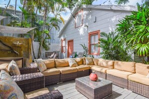 Terrace/patio - African Queen | Perfect Suite Near Historic Seaport (Key West)
