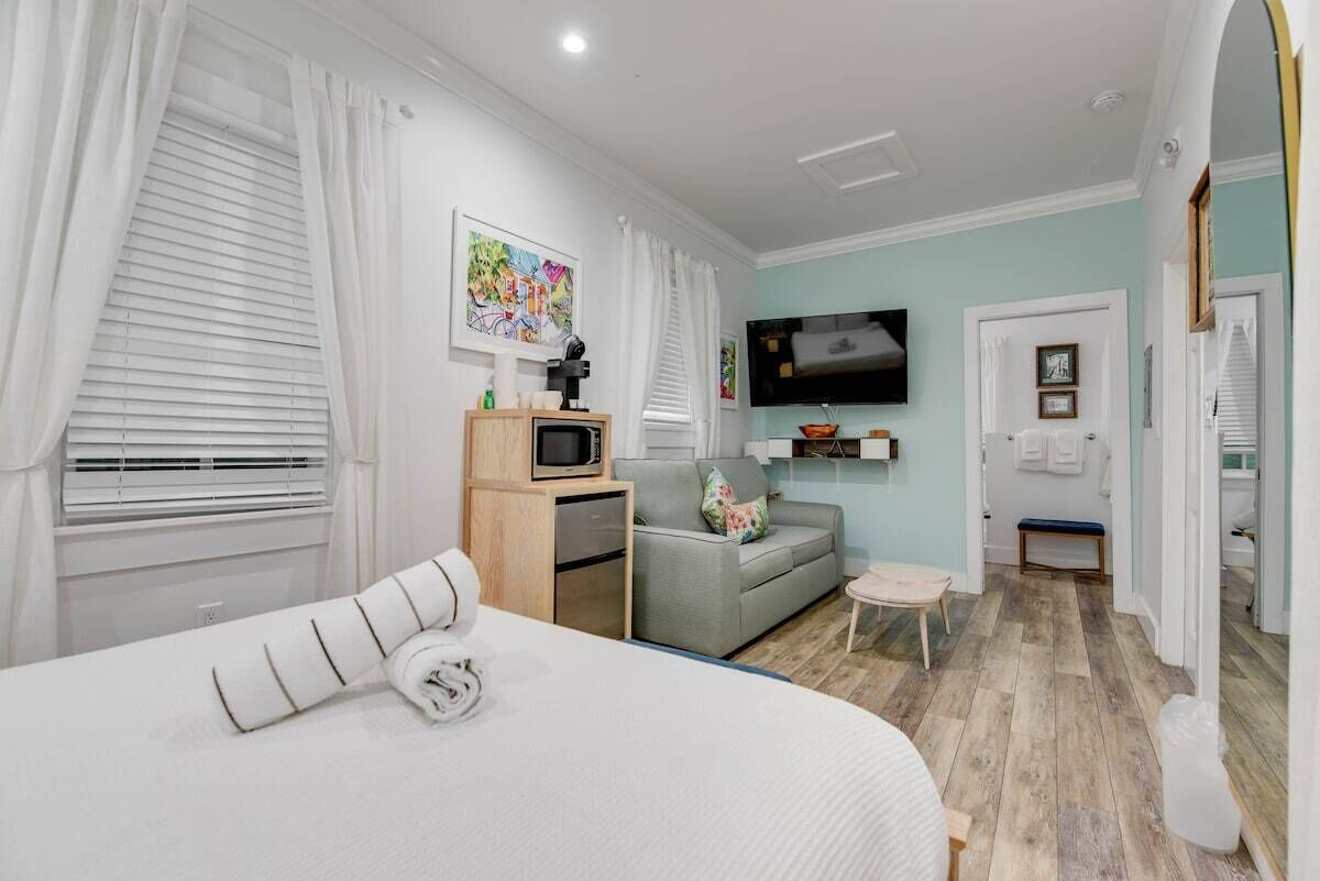 1 室のベッドルーム、WiFi