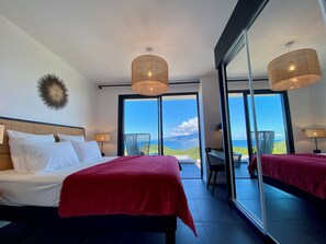 3 bedrooms, in-room safe, desk, iron/ironing board