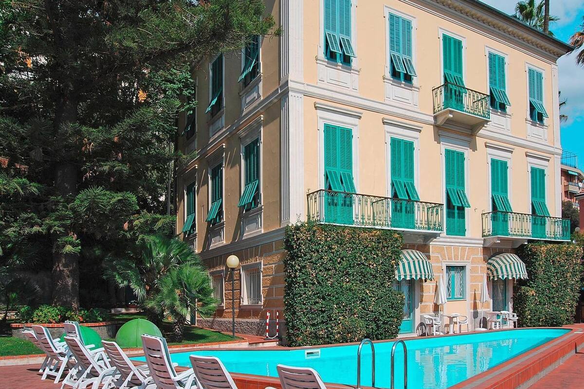 Piscina all'aperto