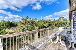 屋外ダイニングエリア