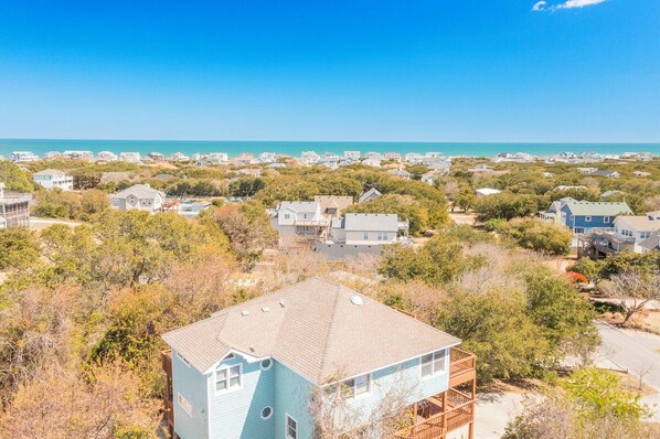Exterior - Classic Outer Banks soundside beach house near Duck Town Park! (Duck)