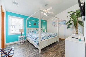 8 bedrooms, internet, bed sheets