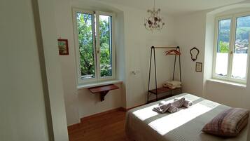 3 chambres, bureau, fer et planche Ă repasser, Wi-Fi