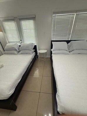 1 chambre, fer et planche Ă repasser, Wi-Fi, literie fournie