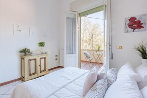 3 chambres, fer et planche à repasser, Wi-Fi gratuit, draps fournis