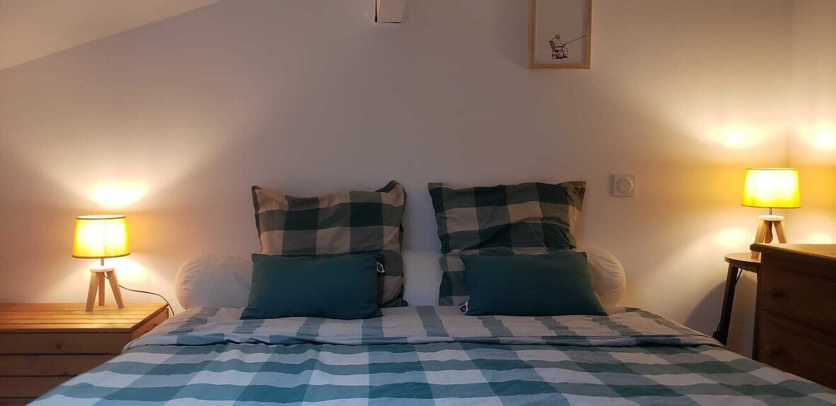 Petit Chalet Cocooning Avec Joli Point De Vue - Les Angles