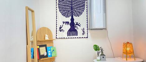 2 chambres, coffres-forts dans les chambres, bureau