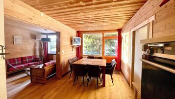 Chalet Confort, vue montagne | Coin séjour