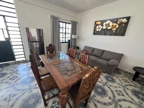 Dining - 2-bedroom apartment in enchanting Cozumel with WiFi, AC. 2nd Floor (Cozumel)