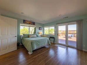 4 soverom, strykejern/-brett, wi-fi og sengetøy