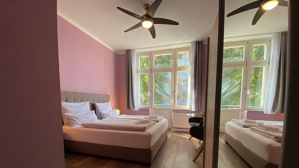 Double Room, 1 King Bed, Private Bathroom, City View