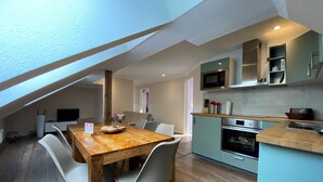 Family Apartment, 2 Bedrooms, Kitchen, City View | Private kitchen
