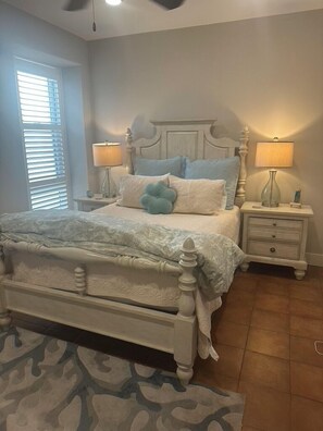 2 bedrooms, iron/ironing board, WiFi, bed sheets - San Souci 408 -Coastal Stay (Gulf Breeze)