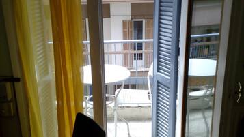 Appartement, 2 chambres, fumeur, balcon | Balcon