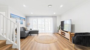 TV connectée, cheminée