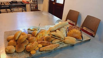 Δωρεάν πρωινό τοπικής κουζίνας καθημερινά