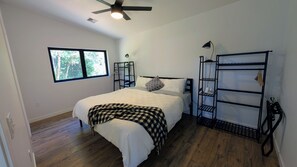 2 chambres, bureau, Wi-Fi, literie fournie