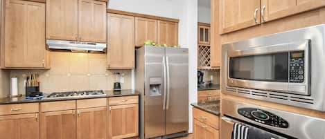 Casa de ciudad Galería, 5 habitaciones | Cocina privada