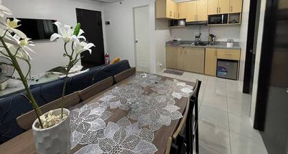Casa Moanna 2-bedroom Condo Unit with Netflix and AC in Mandaue City, Cebu
