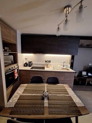 Apartemen Comfort | Ruang makan