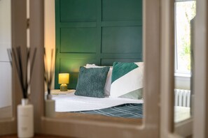 3 dormitorios, tabla de planchar con plancha, wifi gratis y ropa de cama