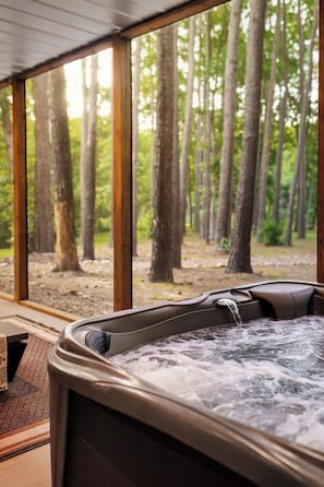 Bain à remous intérieur