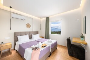 4 bedrooms, iron/ironing board, travel cot, WiFi